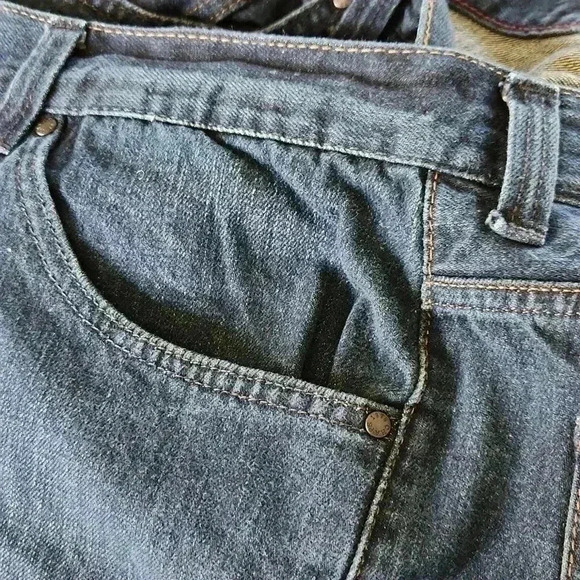 Men's CHAPS Denim Jeans Straight Fit 48x32 Dark Wash - Picture 13 of 15